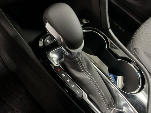 Used 2023 Buick Encore GX Select w/ Sport Touring Package image 16