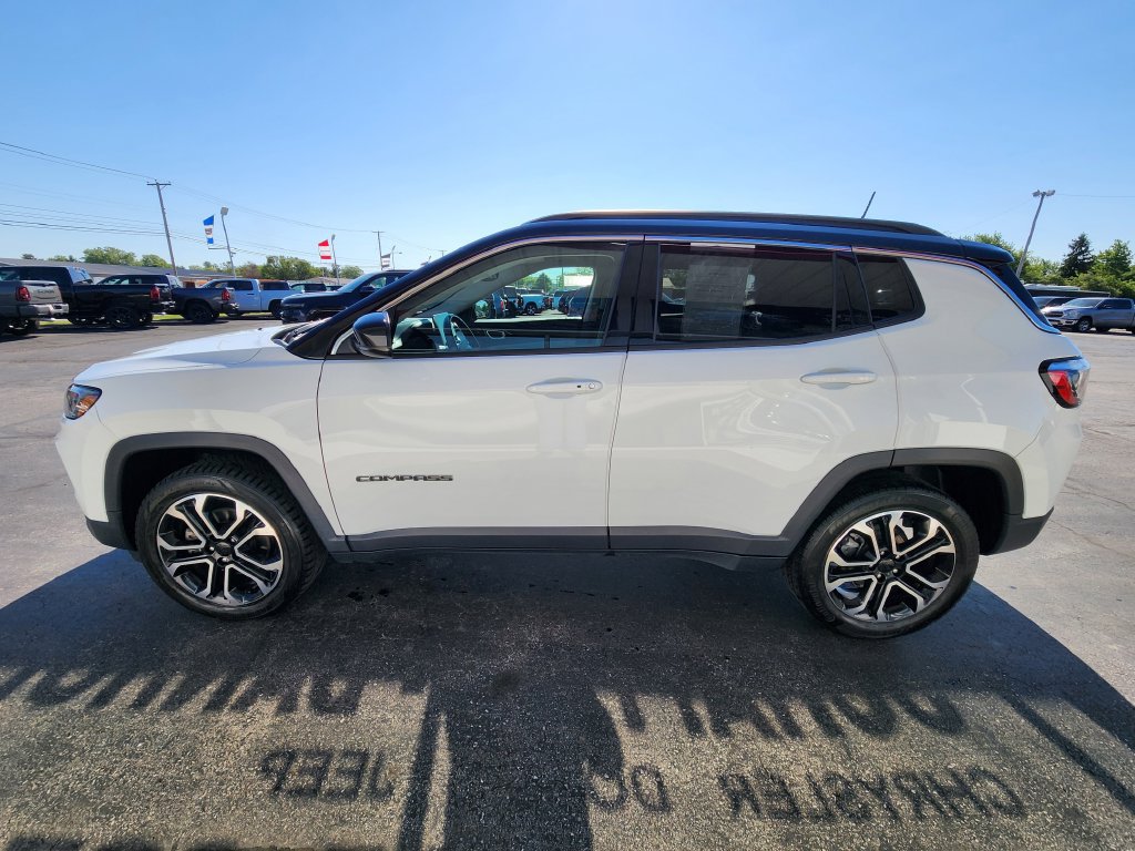 Used 2022 Jeep Compass Limited AWD/4WD image 6
