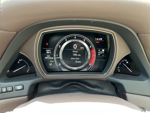 Used 2019 Lexus LS 500 RWD image 21