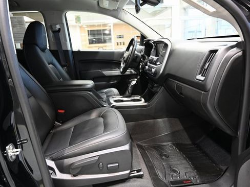 Used 2022 Chevrolet Colorado ZR2 image 11