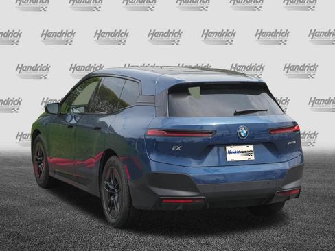 Certified 2023 BMW iX xDrive50 w/ Premium Package AWD/4WD image 7