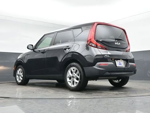 Used 2022 Kia Soul LX w/ Technology Package image 14