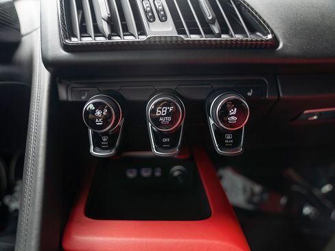 Used 2018 Audi R8 V10 plus AWD/4WD image 11