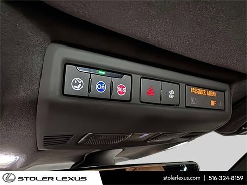 Used 2021 Chevrolet Corvette Stingray Premium Conv w/ Z51 Performance Package image 39