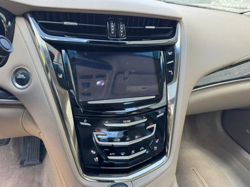 Used 2014 Cadillac CTS Luxury RWD image 30