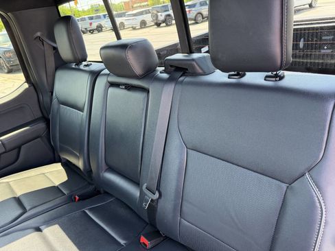 Used 2025 Ford F150 Lariat AWD/4WD image 28