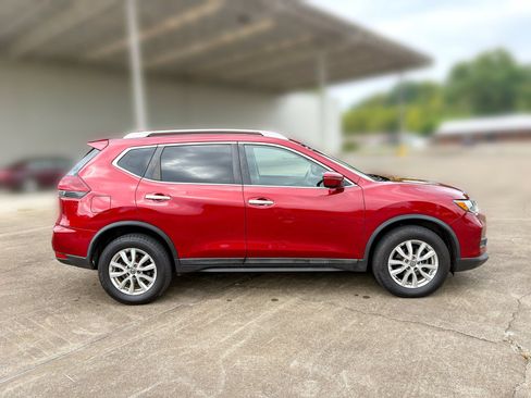 Used 2019 Nissan Rogue S w/ Special Edition Package AWD/4WD image 9