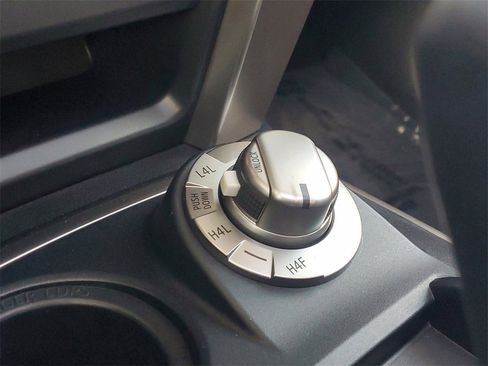 Used 2024 Toyota 4Runner Limited image 30