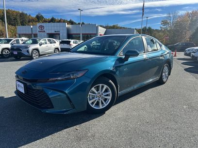 New 2026 Toyota Camry LE w/ Convenience Package