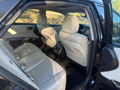 Used 2013 Toyota Avalon Limited FWD image 17