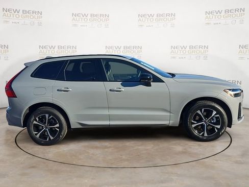New 2026 Volvo XC60 B5 Core w/ Climate Package AWD/4WD image 6