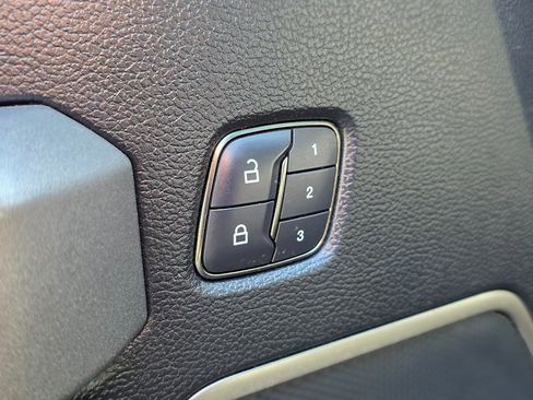 Used 2017 Ford F150 Raptor w/ Equipment Group 802A Luxury image 24