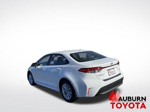 New 2026 Toyota Corolla LE FWD image 5