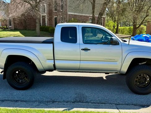 Used 2009 Toyota Tacoma 4x4 Access Cab V6 image 4
