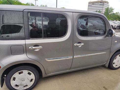 Used 2014 Nissan Cube 1.8 S w/ Interior Designer Package FWD image 3