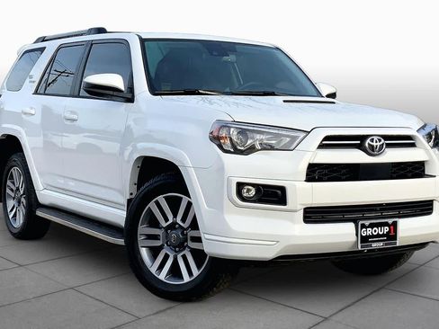 Used 2024 Toyota 4Runner TRD Sport AWD/4WD image 3