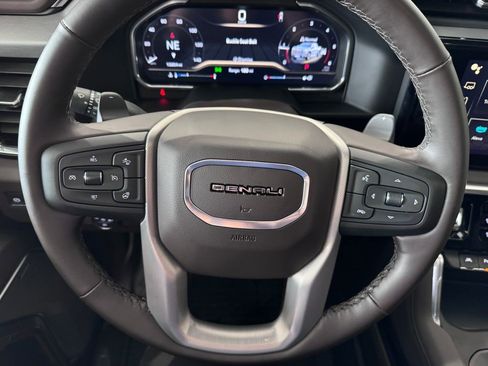 Certified 2025 GMC Sierra 1500 Denali w/ Denali Reserve Package AWD/4WD image 17