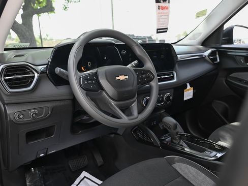New 2026 Chevrolet TrailBlazer LS image 13