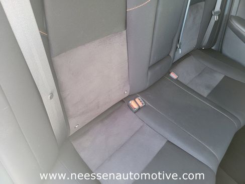 Used 2021 Nissan Sentra SR image 12