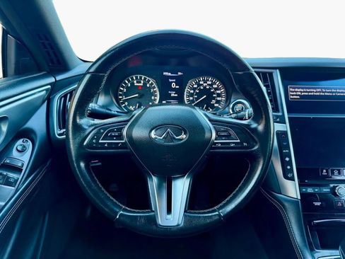 Used 2020 INFINITI Q60 3.0t image 12