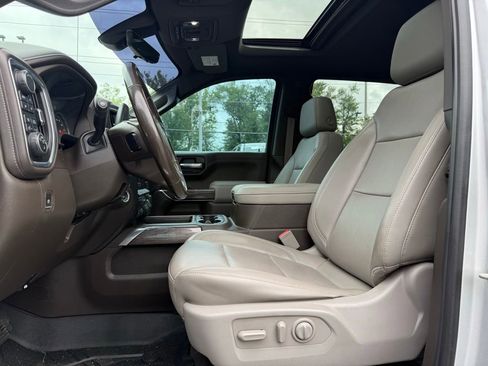 Used 2019 Chevrolet Silverado 1500 LTZ w/ LTZ Premium Package AWD/4WD image 17