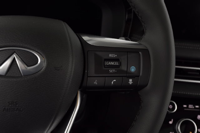 Used 2023 INFINITI QX60 Luxe AWD/4WD image 30
