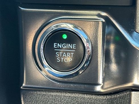 Used 2023 Ford F150 Lariat w/ Equipment Group 502A High image 36