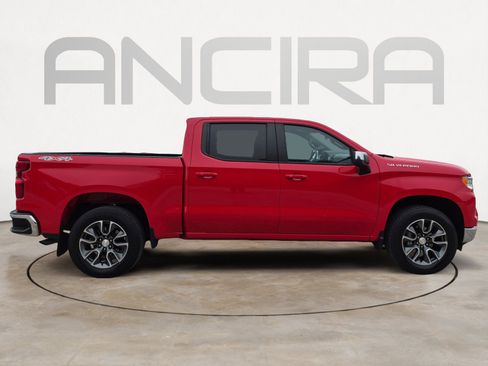 Used 2023 Chevrolet Silverado 1500 LT AWD/4WD image 11