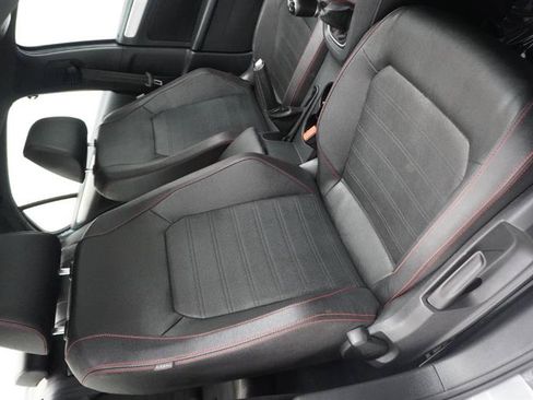 Used 2012 Volkswagen Jetta GLI FWD image 9