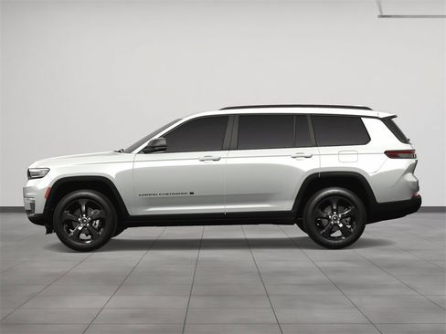New 2024 Jeep Grand Cherokee L Limited w/ Black Appearance Package image 3