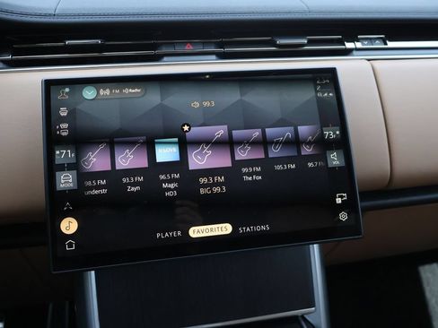 Certified 2024 Land Rover Range Rover SE AWD/4WD image 21