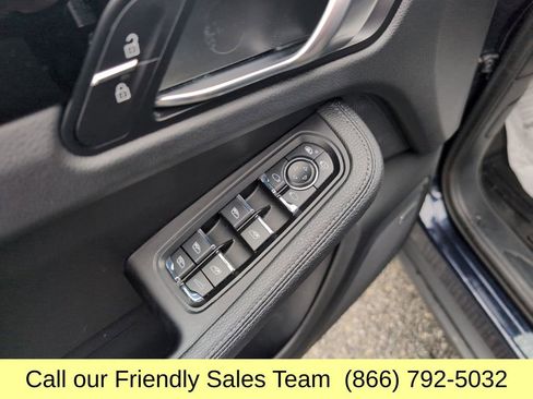 Used 2021 Porsche Macan image 14