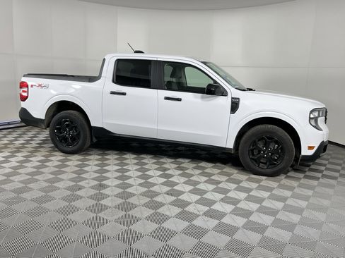 Used 2025 Ford Maverick XLT w/ XLT Luxury Package image 6