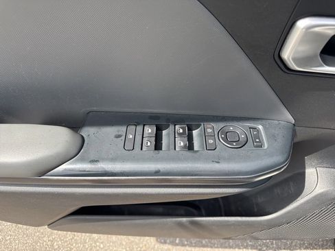 Used 2025 Kia K4 FWD image 22