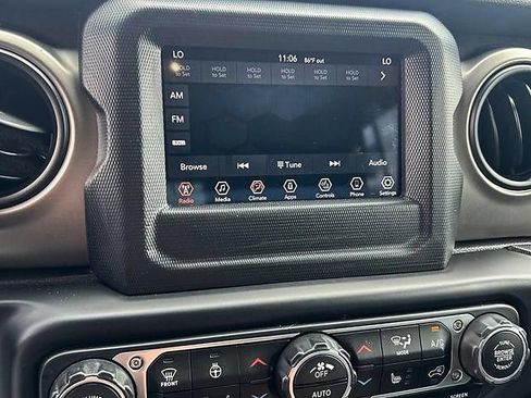Used 2019 Jeep Wrangler Unlimited Sport S AWD/4WD image 6