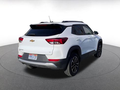 Used 2025 Chevrolet TrailBlazer LT image 14