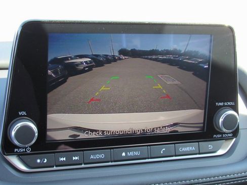 New 2026 Nissan Rogue S image 15