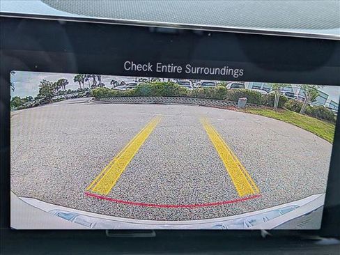 Certified 2023 Mercedes-Benz GLB 250 image 10