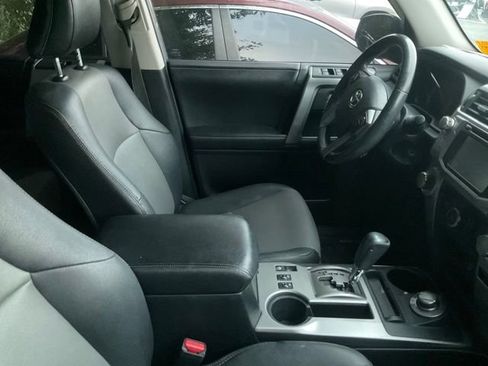 Used 2018 Toyota 4Runner SR5 Premium AWD/4WD image 5