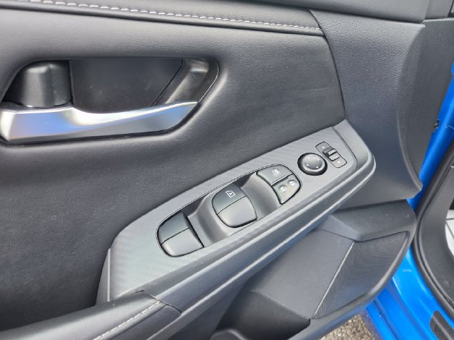 Used 2022 Nissan Sentra SV FWD image 15