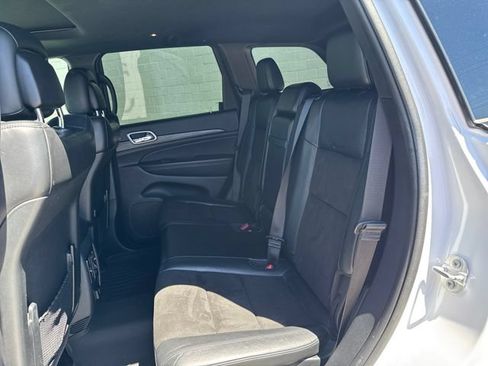 Used 2020 Jeep Grand Cherokee Altitude AWD/4WD image 28