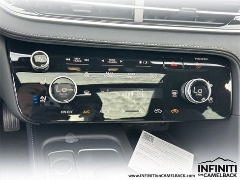 New 2025 INFINITI QX60 Luxe w/ Black Edition image 29