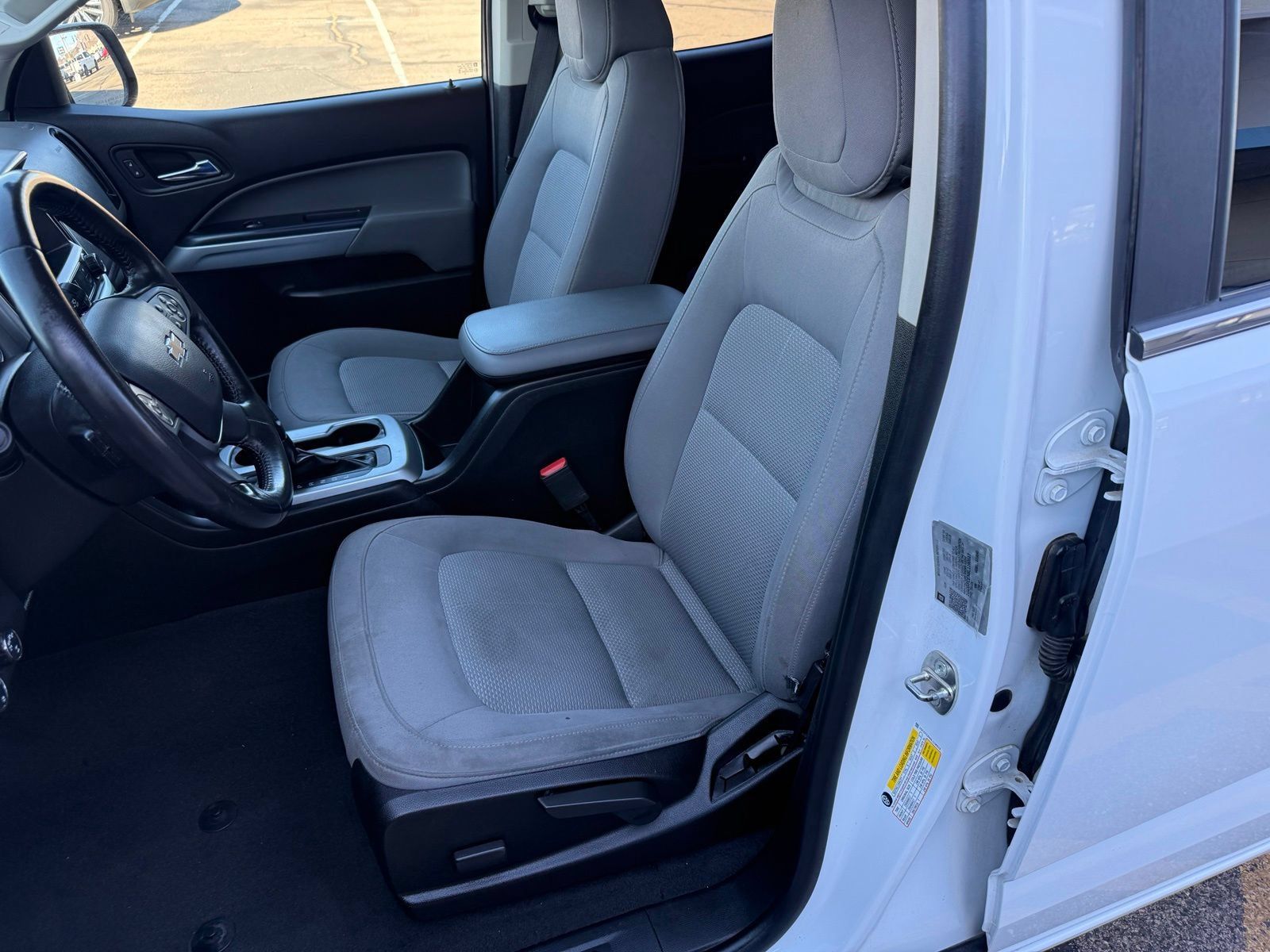 Used 2020 Chevrolet Colorado LT AWD/4WD image 26