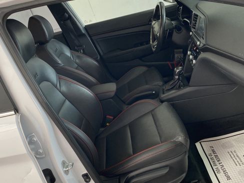 Used 2020 Hyundai Elantra Sport w/ Cargo Package (C1) image 9