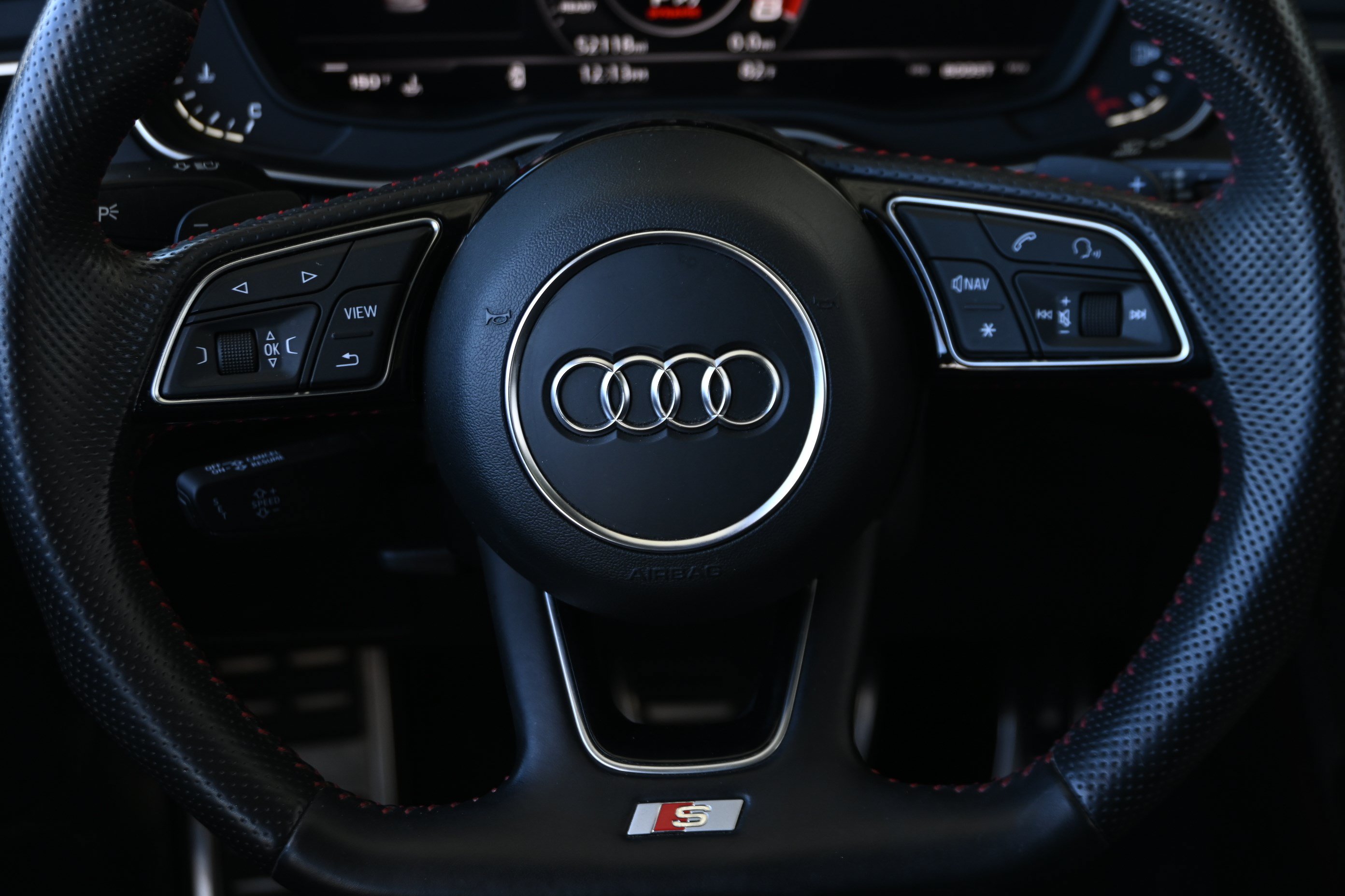 Used 2018 Audi A4 2.0T Premium Plus w/ Premium Plus Package AWD/4WD image 33