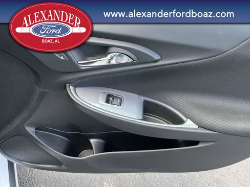 Used 2023 Chevrolet Malibu LS image 14