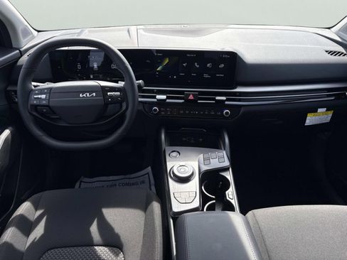 New 2026 Kia Sportage LX FWD image 15