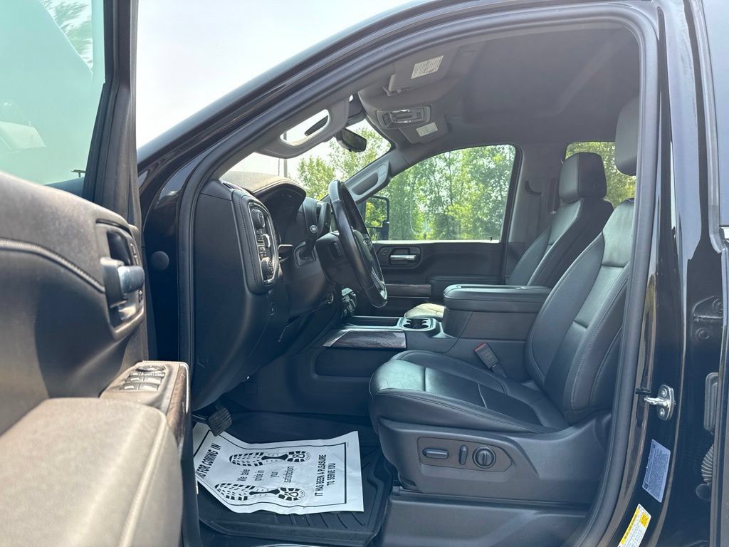 Used 2022 Chevrolet Silverado 2500 LTZ w/ LTZ Convenience Package AWD/4WD image 25