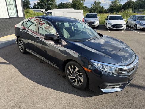 Used 2018 Honda Civic EX image 5
