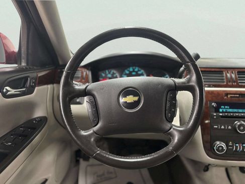 Used 2010 Chevrolet Impala LT w/ Convenience Package image 25